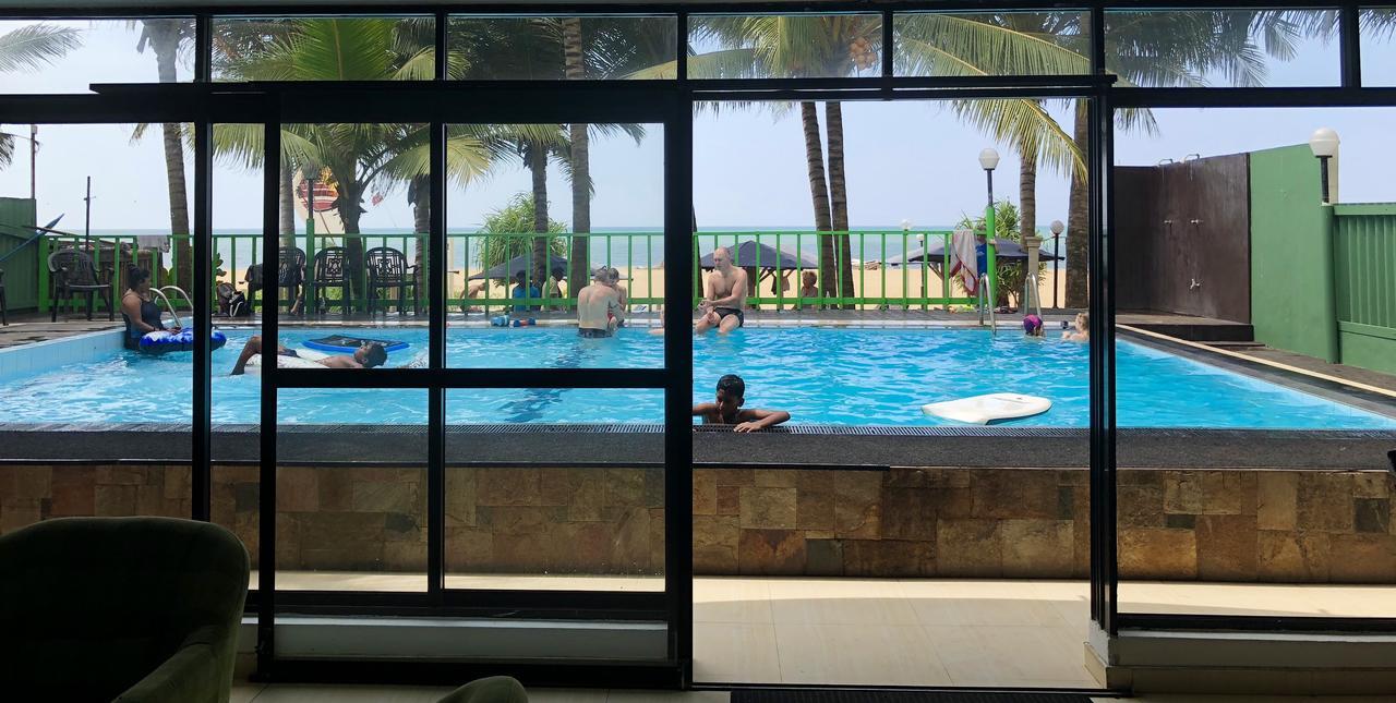 Lanka Beach Hotel Ettukala Exterior photo