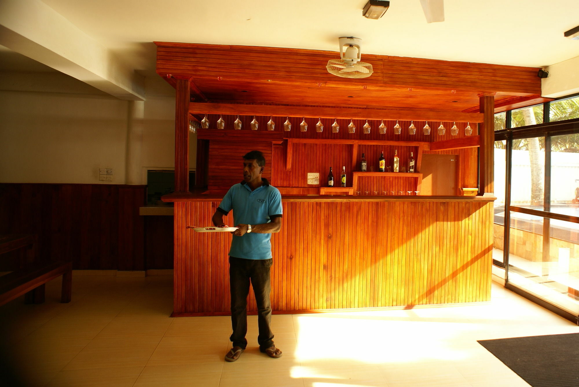Lanka Beach Hotel Ettukala Exterior photo